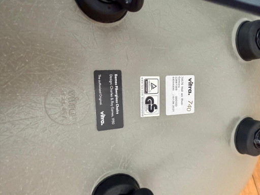 4x Eames Fiberglass Armchair DAR – Vitra – eetkamerstoelen, Metal (photo 2 of 5)