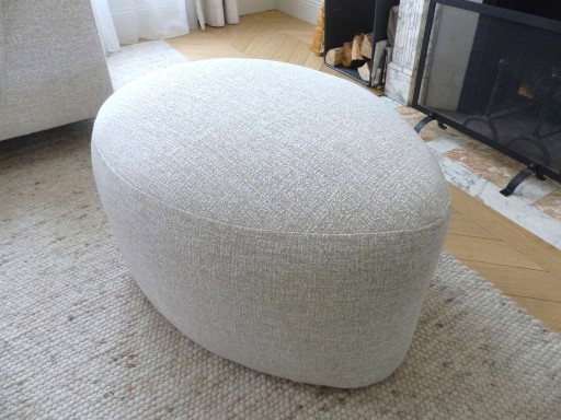 Set aus 2 Poufs des Modells „Caillou“, Design CARAVANE, aus strukturierter Baumwolle und Leinen