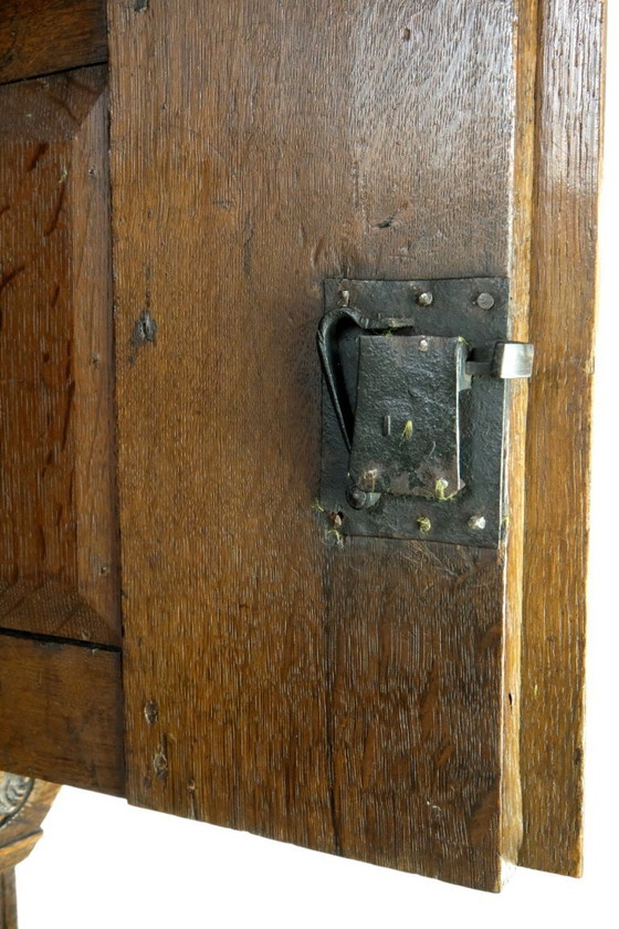 Image 1 of Fino armario Pilaster holandés del siglo XVII