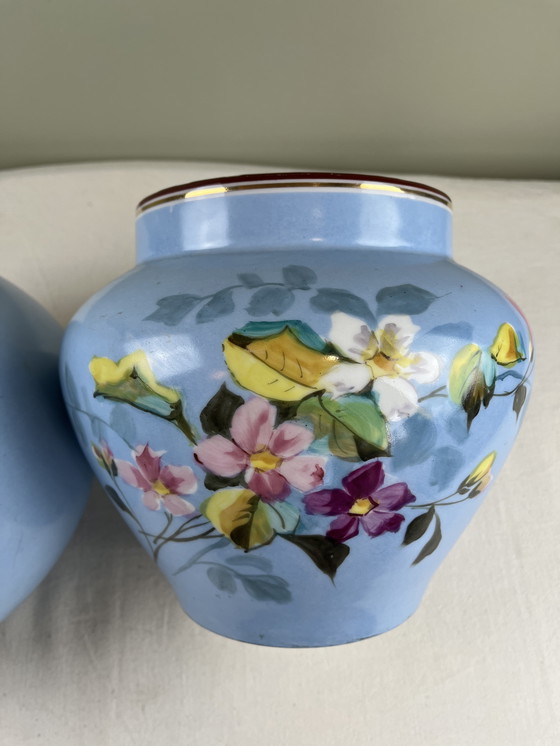 Image 1 of Paire de cache pots anciens