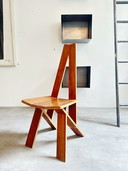 Twee brutalistische stoelen, midden 20e eeuw, in de stijl van Pierre Chapo.