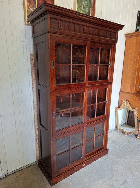 Image 1 of Classic library bookcase, display cabinet with sliding doors, dimensions 134x51cm and 225cm high.