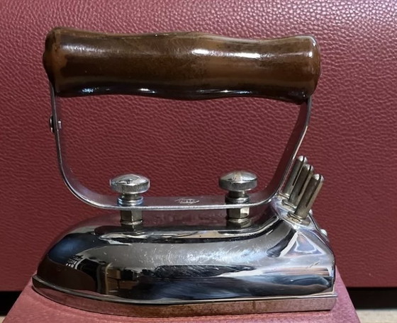 Image 1 of Ferro (vintage)