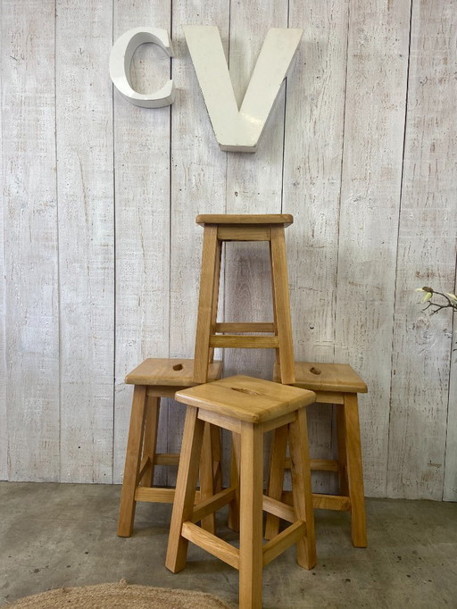 4x farm stools
