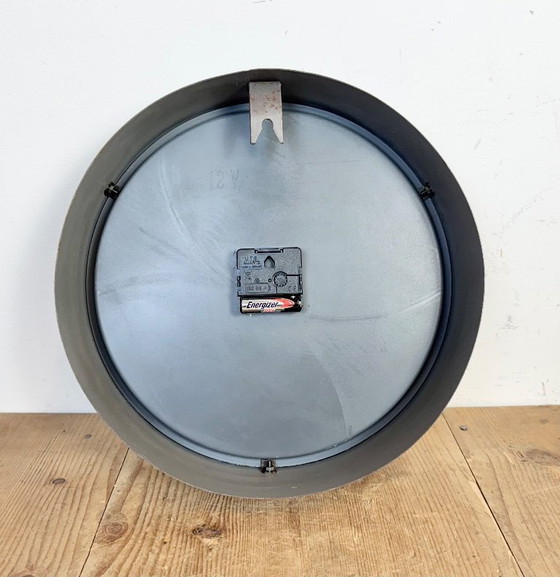 Image 1 of Reloj de pared industrial de fábrica de Pragotron, década de 1960