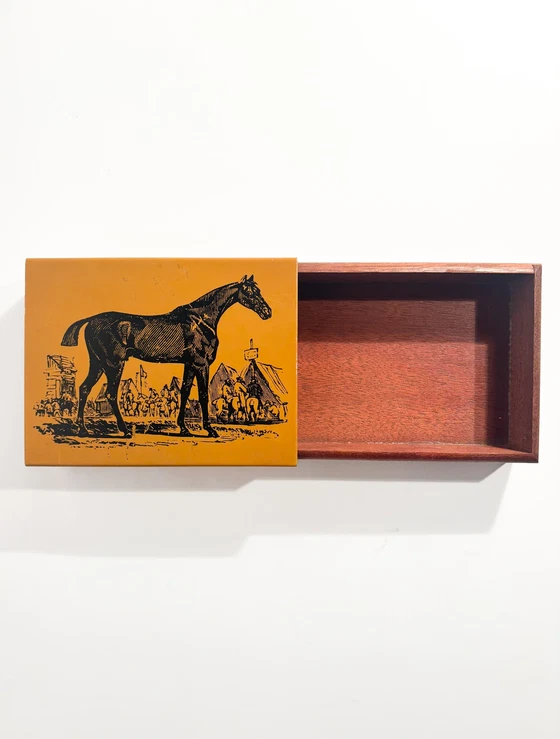 Coffret de collection Piero Fornasetti avec cheval en métal et en bois, années 1950 – Objets déco, Wood, Metal (photo 3 of 6)