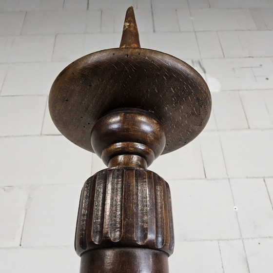 Image 1 of Candeliere antico in legno del XIX secolo, stile giacobino, a spirale, per grande chiesa (altezza 166 cm).