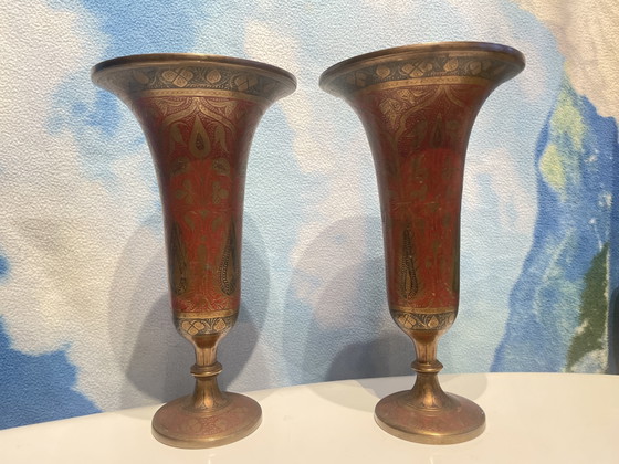 Image 1 of 2x Indian trumpet vases/chalices