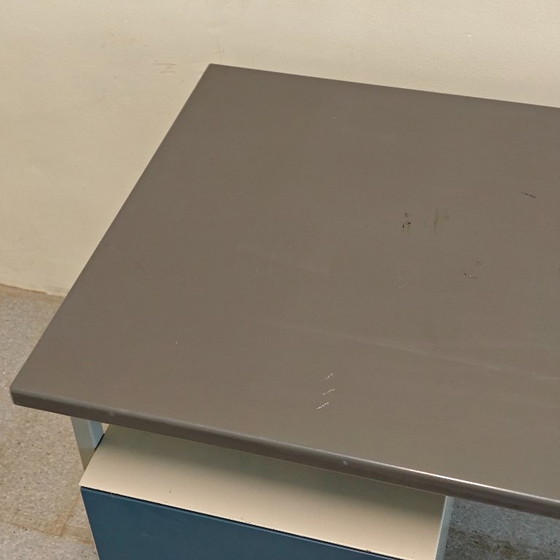 Image 1 of Scrivania vintage modello 3803 Gispen