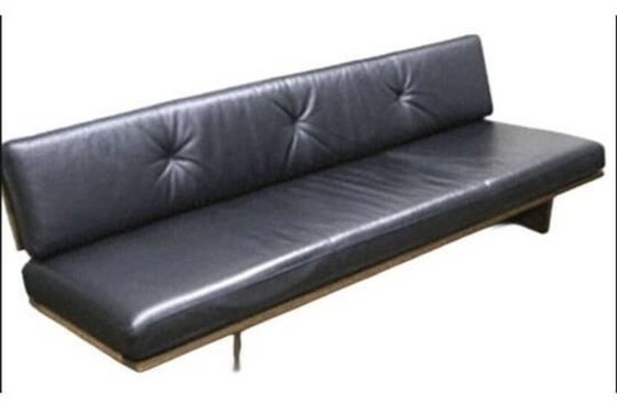 Image 1 of High-end 3-seater leather sofa