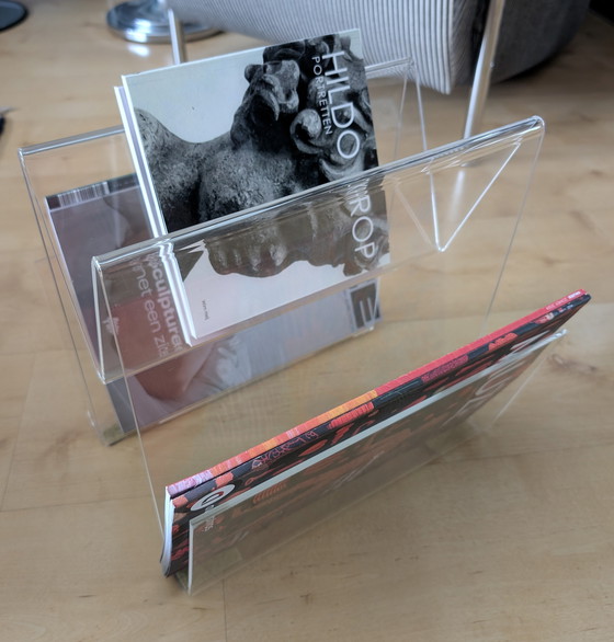 Image 1 of Portariviste in plexiglas