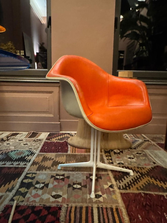 Image 1 of 2x sedia la fonda di charles en Ray eames per Herman miller