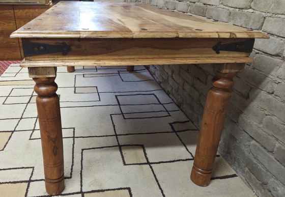 Image 1 of Großer Esstisch aus Massivholz