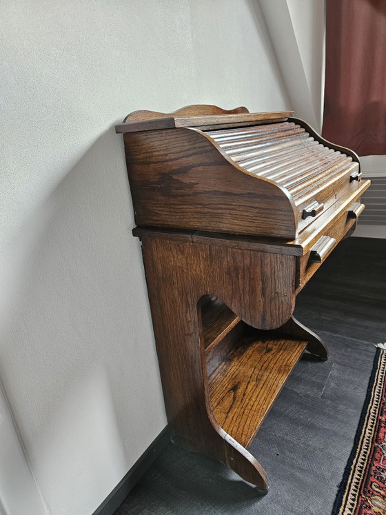Image 1 of Escritorio antiguo de roble con tapa enrollable