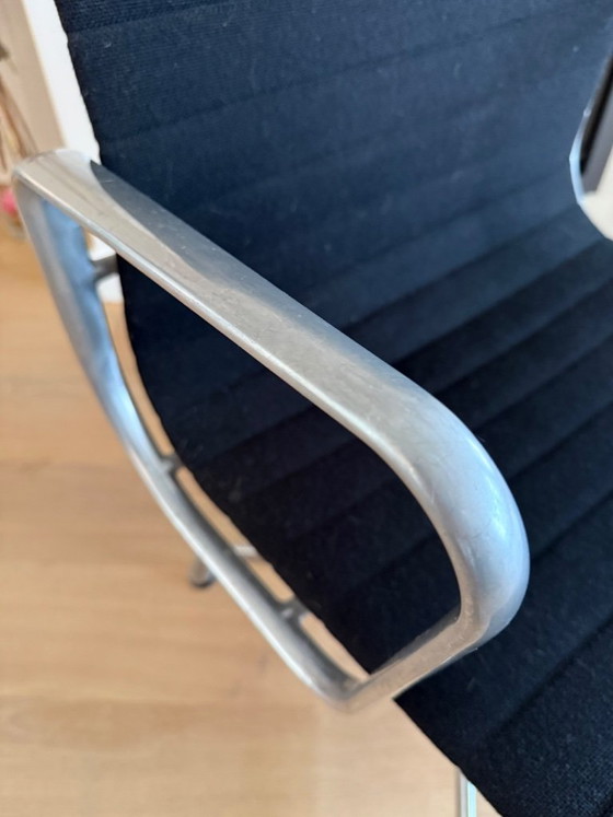 Image 1 of Vitra Charles & Ray Eames EA107 – Set van 2 – Origineel – 1995 – Zwart Hopsack