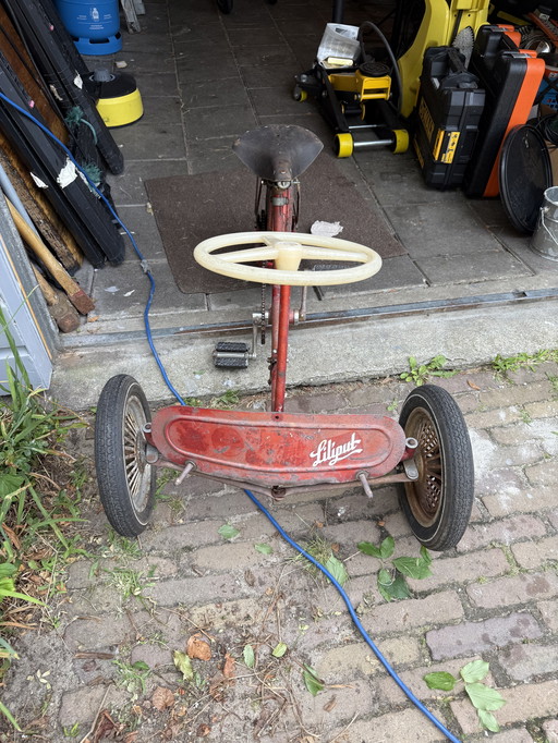 Lilliput pedal car 50/60's