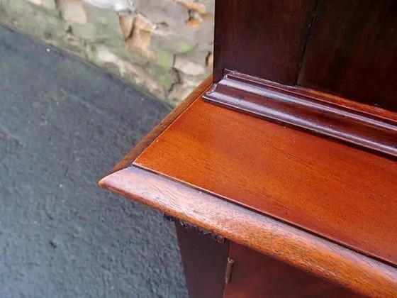 Image 1 of Caja curva de caoba con cristal astral