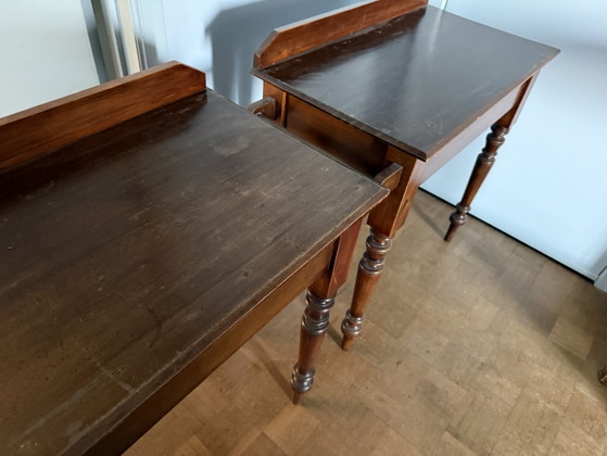 2 antieke houten badkamertafels – Bijzettafels, Wood (photo 5 of 6)
