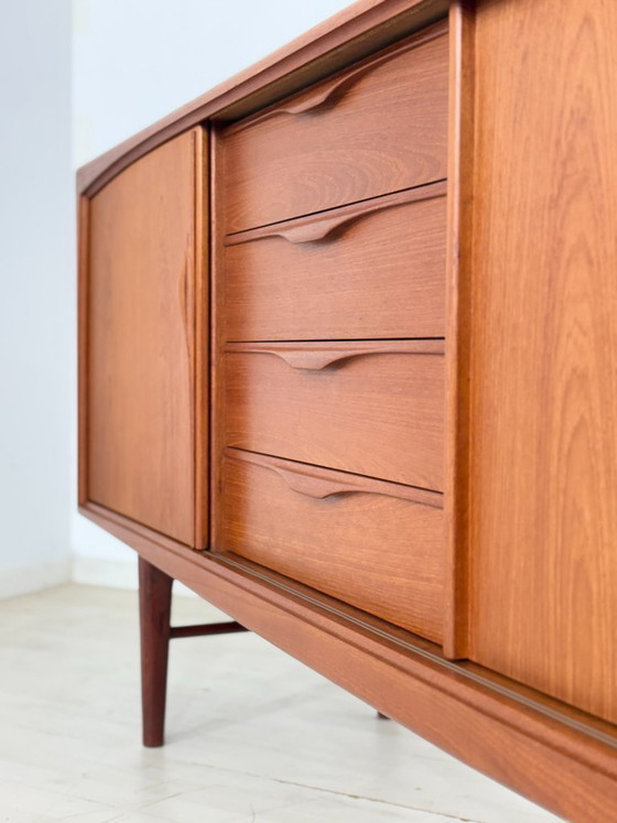 Image 1 of Prachtig teakhouten dressoir uit het midden van de eeuw van Heinrich Riestenpatt – RT Möbel model RT272