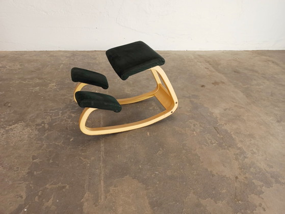 Image 1 of Stokke balance knee chair 