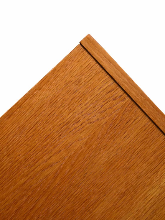 Image 1 of Buffet scandinave en chêne vintage avec tiroirs et portes