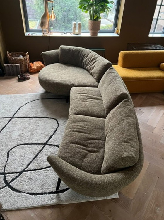 Leolux Rego curved – Sofás, Metal, Textil (photo 5 of 6)