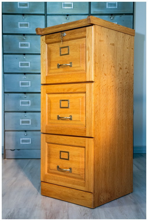 Archiefkast met drie laden, professionele kwaliteit.