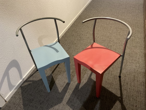 Kartell Dr. Glob 2 Stoelen Lichtblauw En Roze (Incl. Tafel) – Eetkamerstoelen, Metal, Plastic (photo 3 of 7)