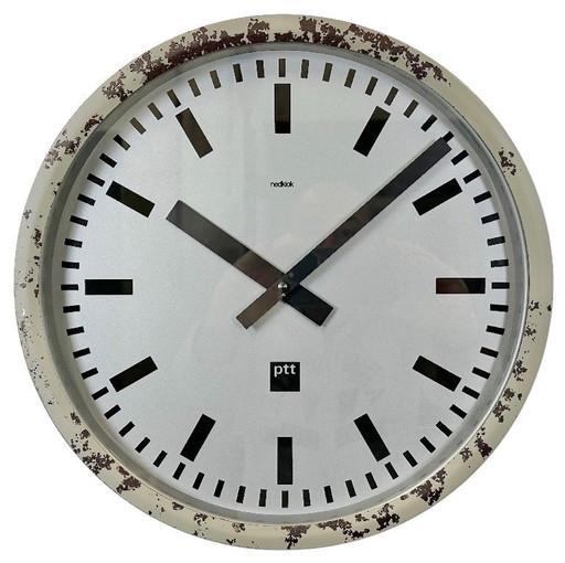 Reloj de pared de estación industrial gris de Nedklok, 1960