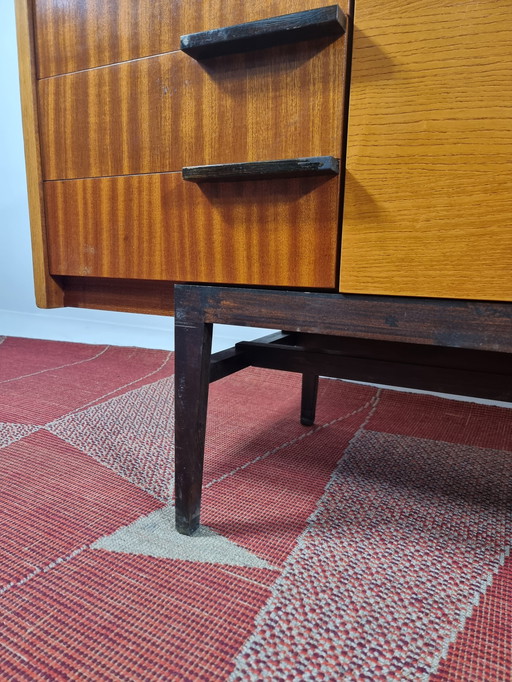 Commode en frêne vintage par Francisek Mezulanik, années 1960