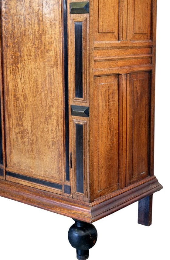 Image 1 of Hollandse 17de eeuwse Toogkast eikenhout