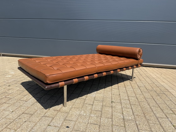 Image 1 of Knoll Barcelona Daybed Cognac Venezia Leder in Nieuwstaat!!