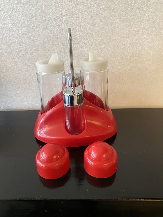 Image 1 of Vintage plastic olie en azijn servertje