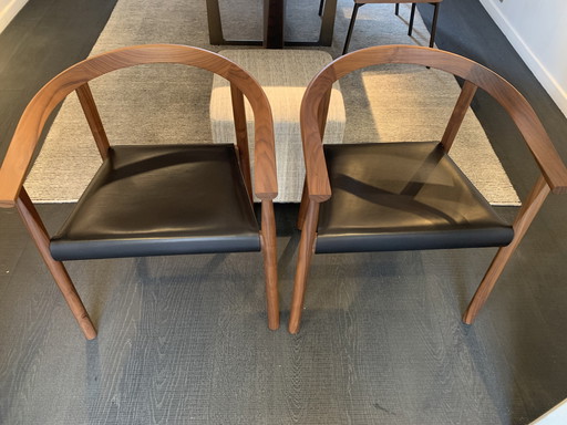 2X Tokyo Chair Bensen Notenhout