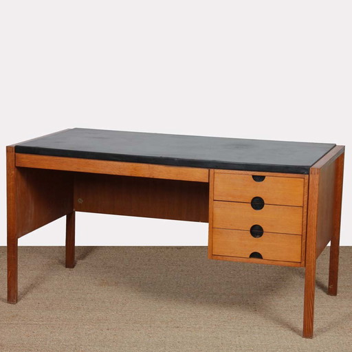 Bureau scandinave vintage des années 1960