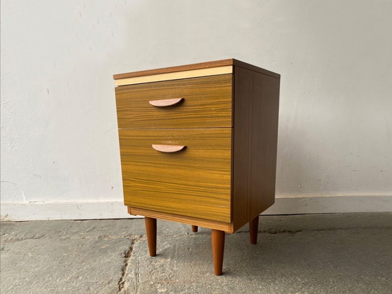 Image 1 of Vintage Mid Century nachtkastje uit 1960