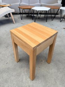 Mesa auxiliar/taburete Hutten (más en stock)