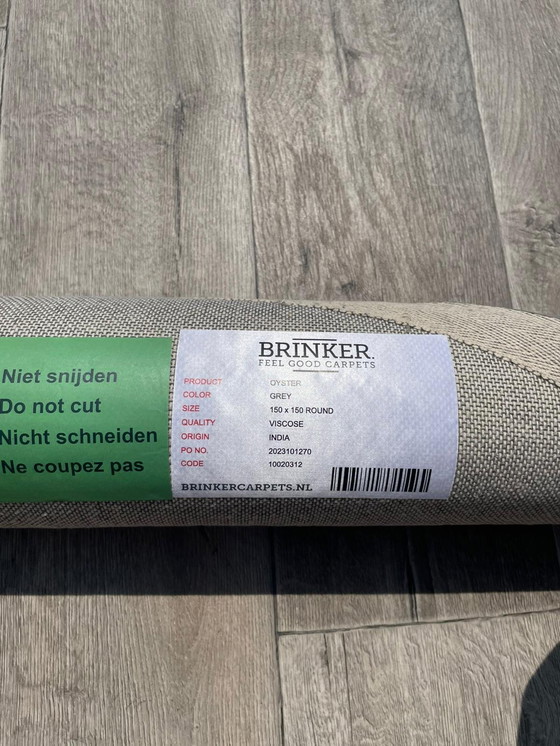 Image 1 of Brinker Carpets Oyster Grey Round Rug - 150x150cm
