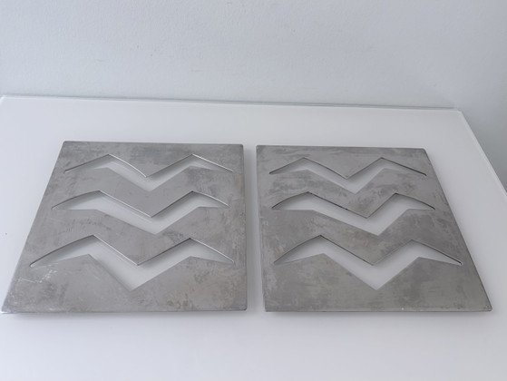 Set of 2 Stainless Steel Coasters Geometric Design – Table accessories, Aluminium, rvs (photo 8 of 8)