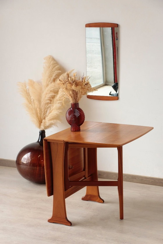 Image 1 of Table à Manger G Plan en Teck – Vintage Restaurée & Modulable