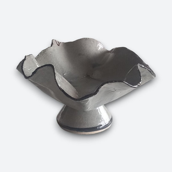 Image 1 of Studio ceramic bowl on foot with organic shape and gray glaze – signed studio mark