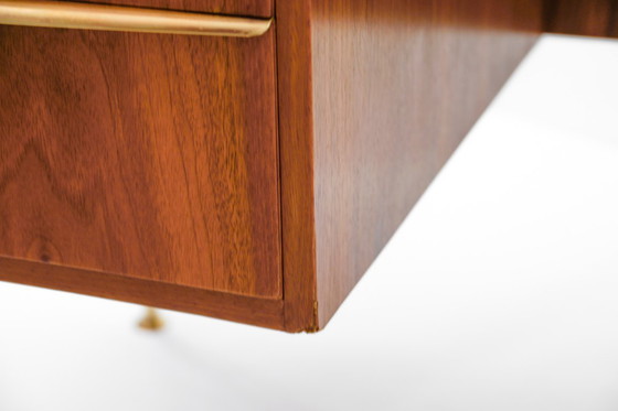 Image 1 of Grande scrivania con dettagli in ottone, Germania anni '50