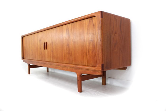 Image 1 of as new, Dyrlund Danish Mid Century Teak Sideboard / Vintage Credenza avec portes tambour, entièrement restauré
