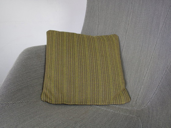 Image 1 of Moroso Sessel – Ein Spaziergang in gerader Linie, Design von Alfredo Haberli