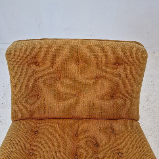 Image 1 of Vintage model 975 armchair in wool by Geoffrey Harcourt for Artifort, 1970