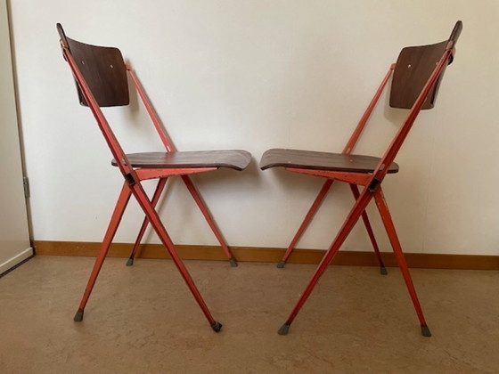 Image 1 of Pyramidestoelen, Wim Rietveld