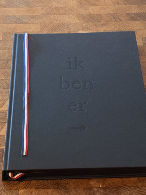 I Am No More – David Sermons ISBN: 978-6226-450-2