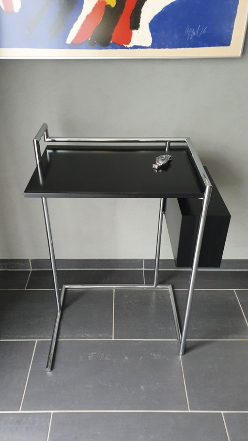 Tocador "Petite Coiffeuse" 1970 Eileen Gray Vereinigte Werkstätten