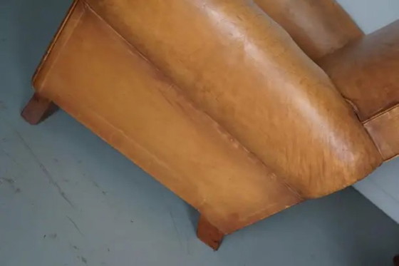 Image 1 of Set Franse cognackleurige leren clubfauteuils met ‘moustache’-rugleuning, jaren 1950