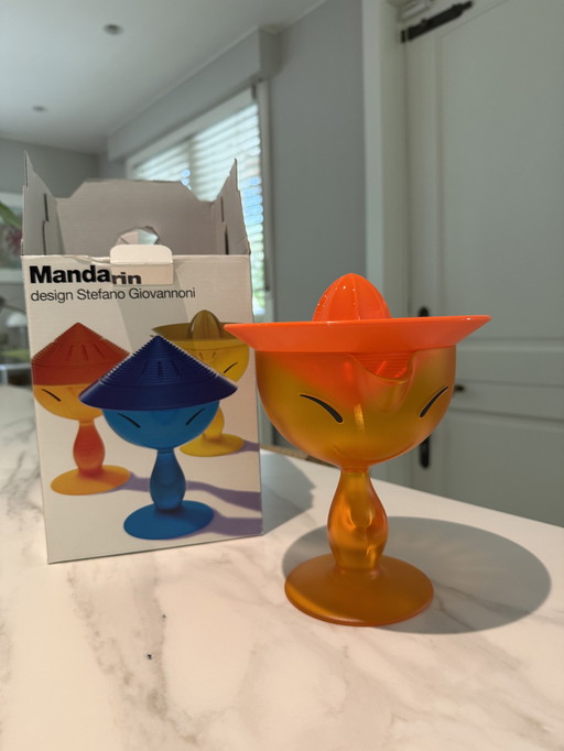 Exprimidor de mandarinas Alessi